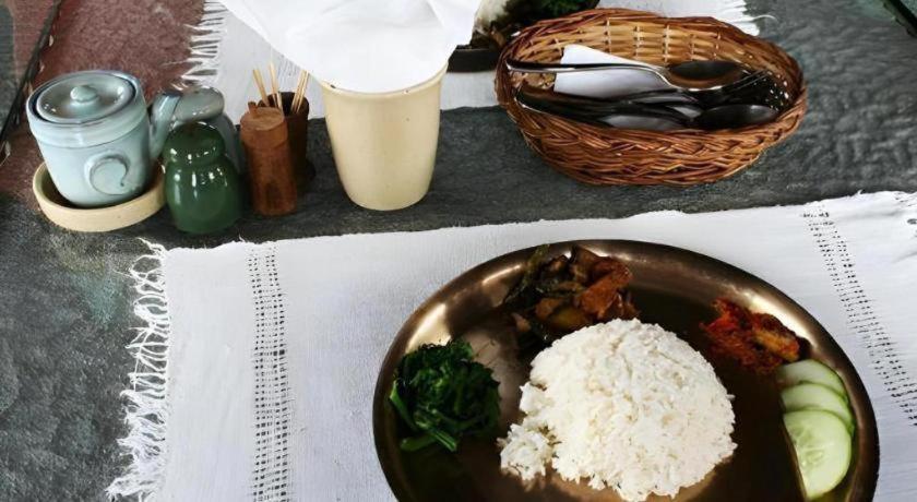 Hananoie - A Permaculture Resort Pokhara Ngoại thất bức ảnh