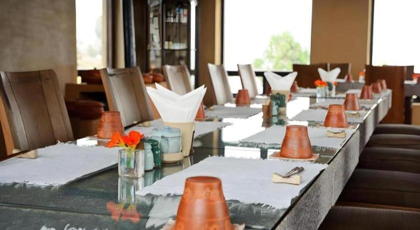 Hananoie - A Permaculture Resort Pokhara Ngoại thất bức ảnh
