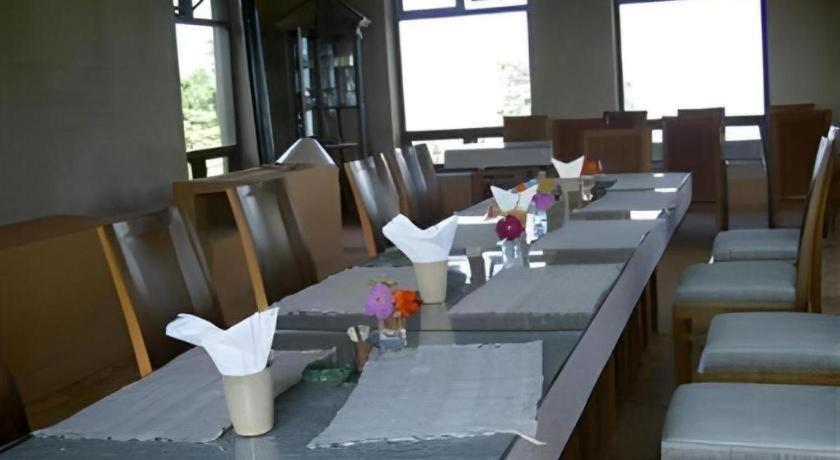 Hananoie - A Permaculture Resort Pokhara Ngoại thất bức ảnh