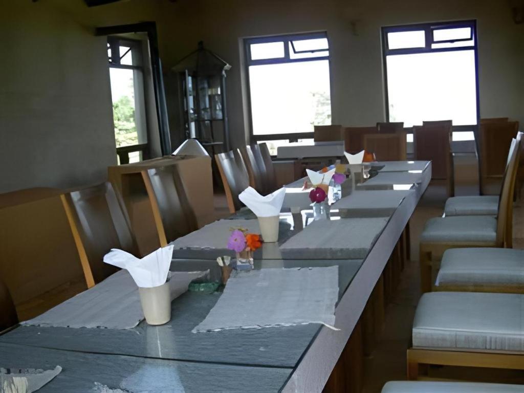 Hananoie - A Permaculture Resort Pokhara Ngoại thất bức ảnh